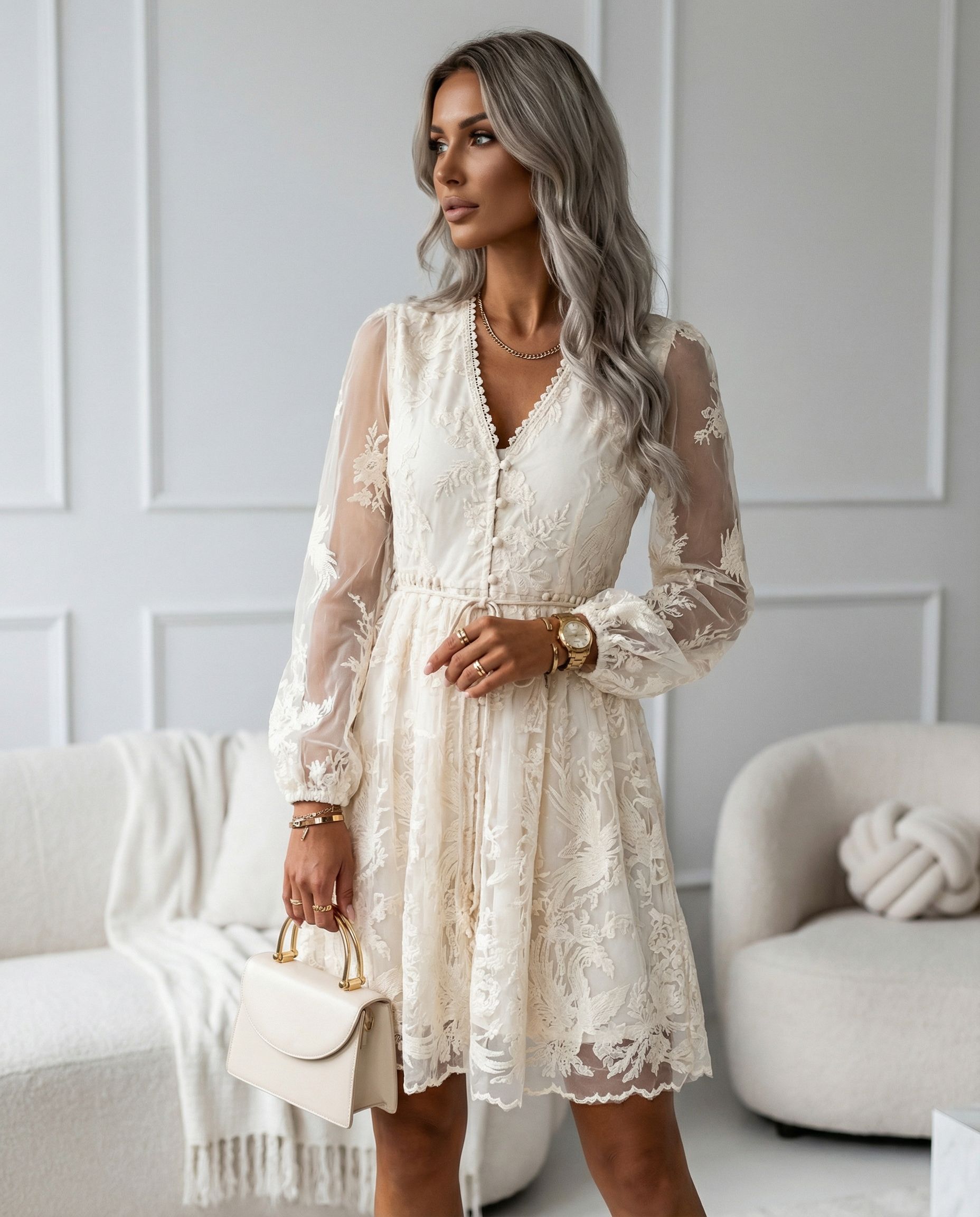 Krémové čipkované mini šaty - S 5159
