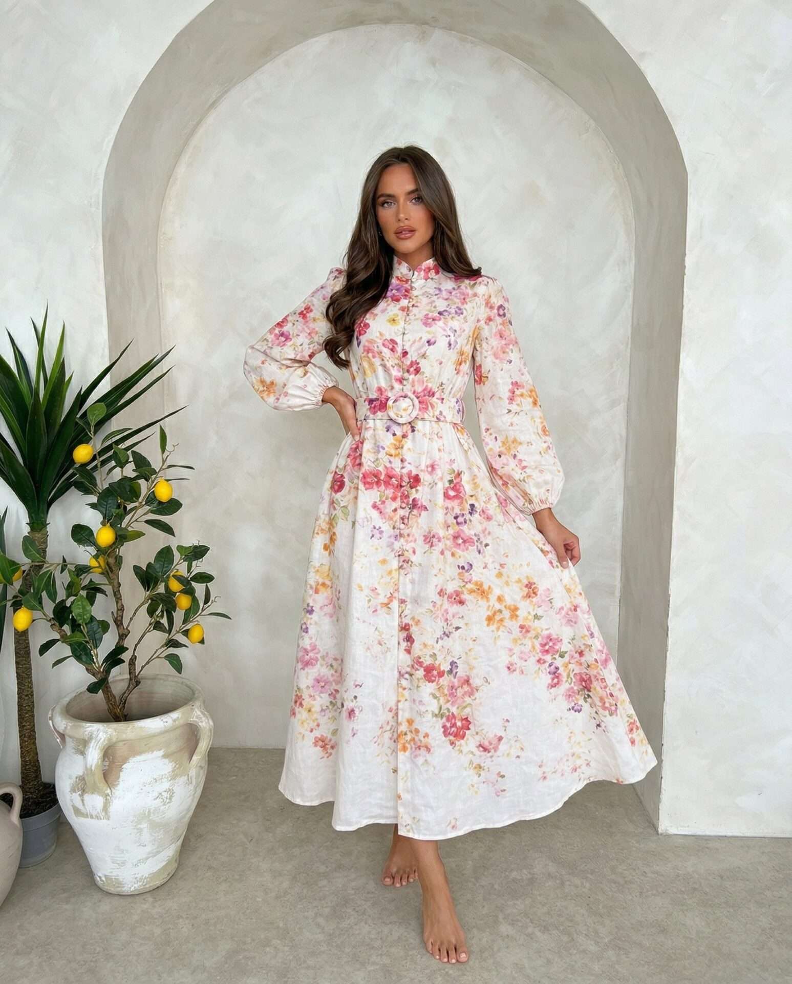 Romantické kvetinové midi šaty – jemná elegancia a maximálne pohodlie - M 3149