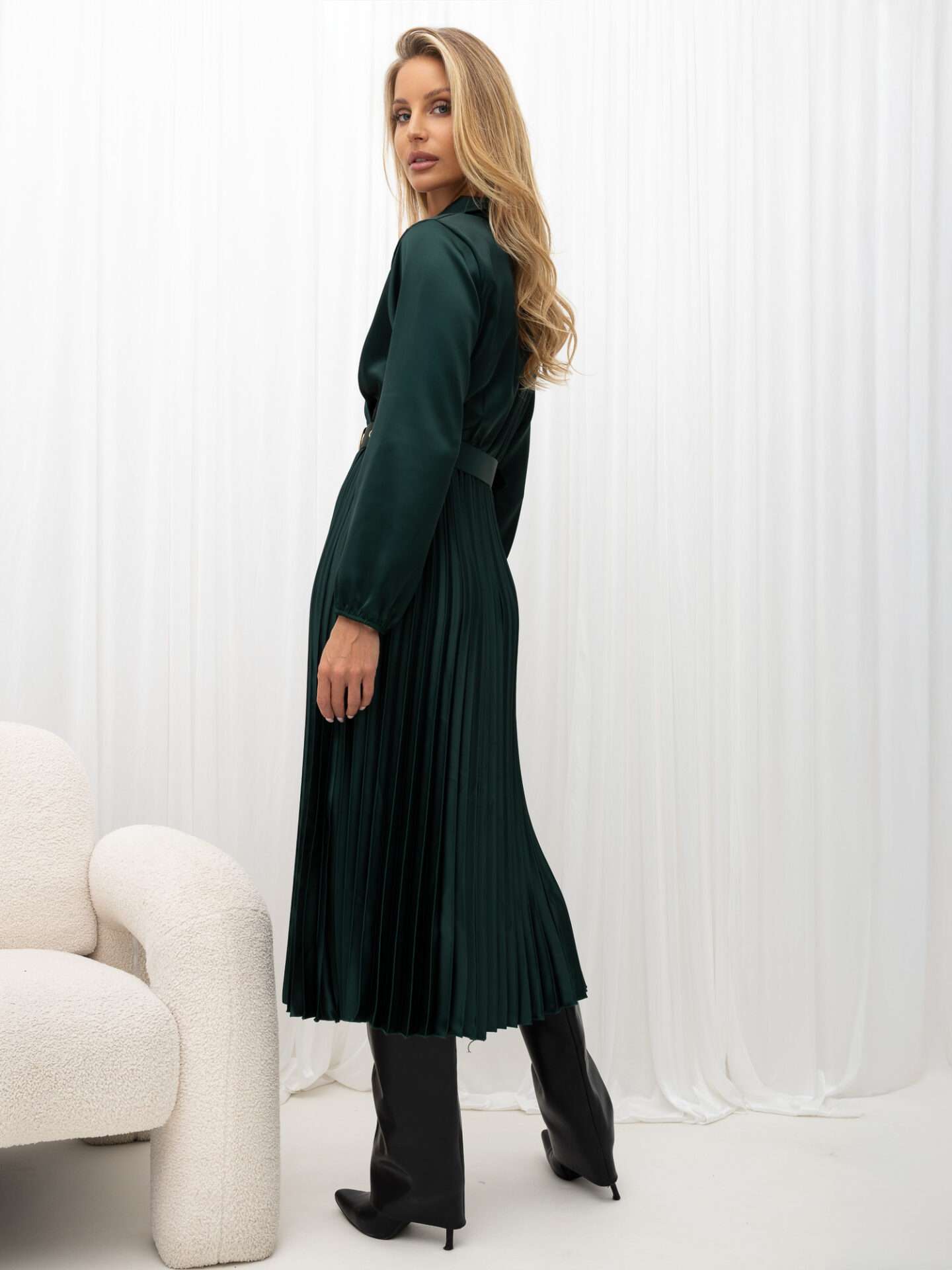 Elegantné plisované midi šaty s opaskom/zelené - M 8173 – Obrázok 5