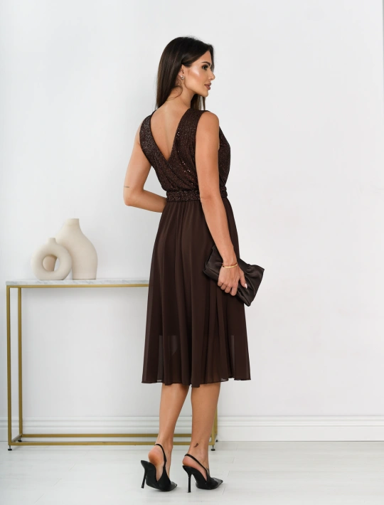 Elegantné spoločenské midi šaty s flitrami a opaskom - M 8158 – Obrázok 4